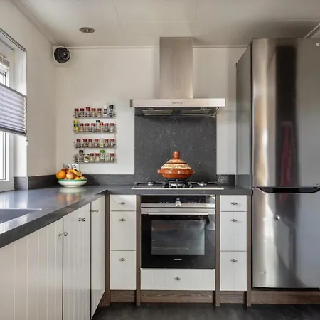 Alexanderpark 12 - Not Intended For Company Or Work-related *