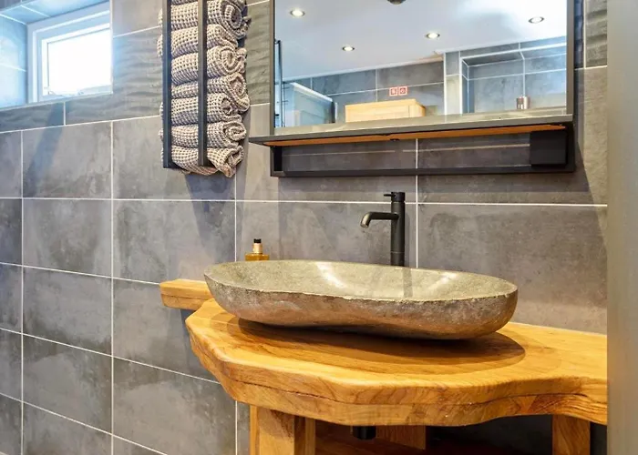 Alexanderpark 12 - Not Intended For Company Or Work-related *